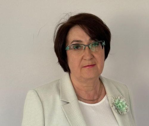 Учитель, подготовившая семь стобальников: «Моя система – доска, мел и тряпка»