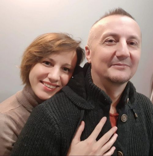 «На первой встрече выбирали люстру»: реальные истории любви с сайтов знакомств