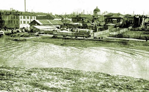 Заманивали врачей и лечились боярышником: история медицины Челнов