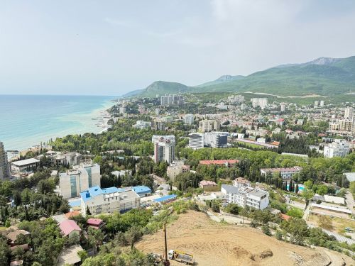 Пенсия с видом на море: сколько стоят инвестиции в недвижимость на юге России