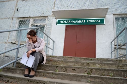 «Я вдова. Обеспеченная сестра хочет забрать у меня дочь на воспитание»