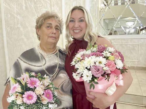 «Не зовет меня «доченькой»: шесть историй о челнинских свекровях