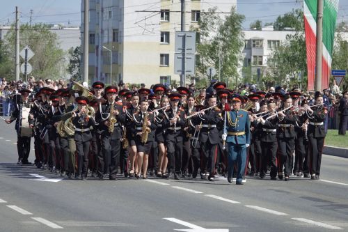 Фоторепортаж: в Челнах прошёл парад в честь 81-й годовщины Победы
