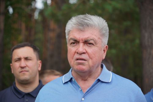 Наиль Магдеев напомнил главам районов, что ждет от них утренние фото из парков