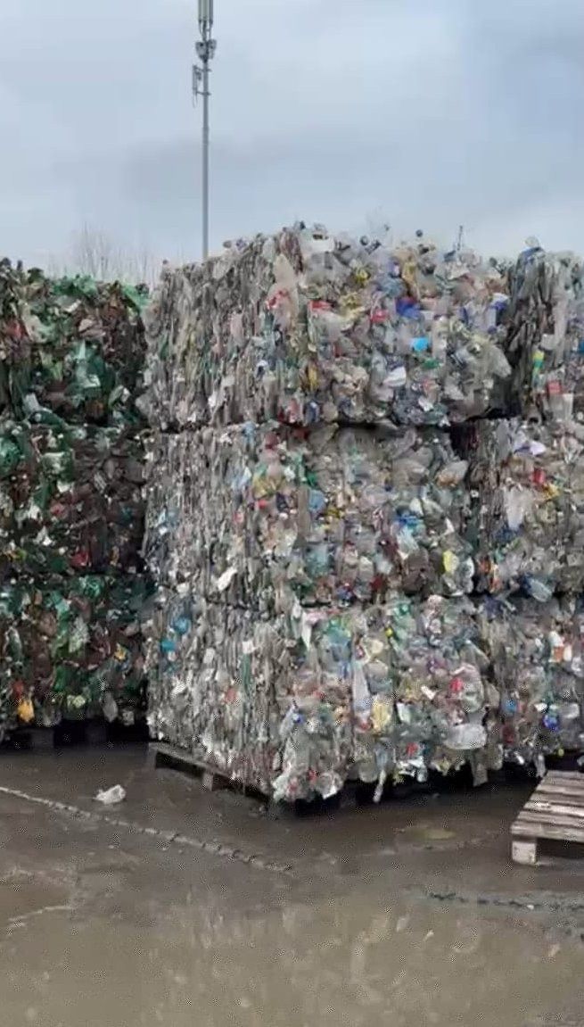 В ПЭК объяснили, как  сортируется мусор из общей кучи