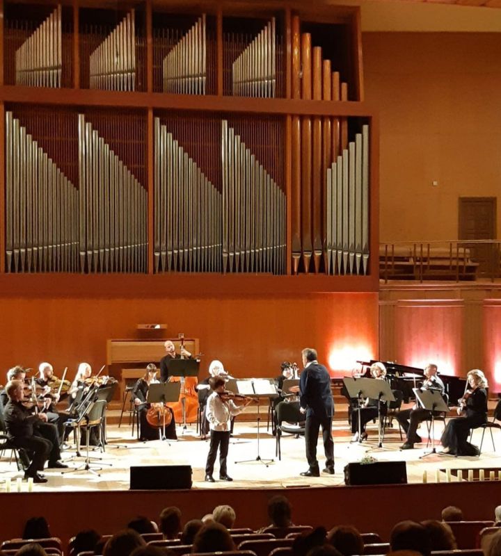 Камерный оркестр Лермана пополнился скрипачкой из Москвы