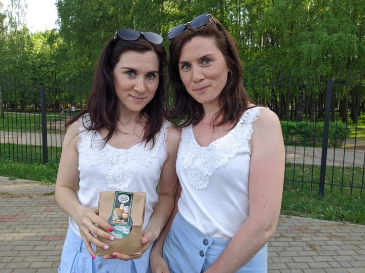 «Вместе мы сильней, чем поодиночке»: в Челнах состоялось шествие двойняшек