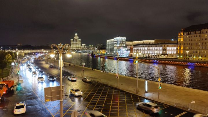 Пенсионеры из регионов  стали чаще путешествовать в Москву