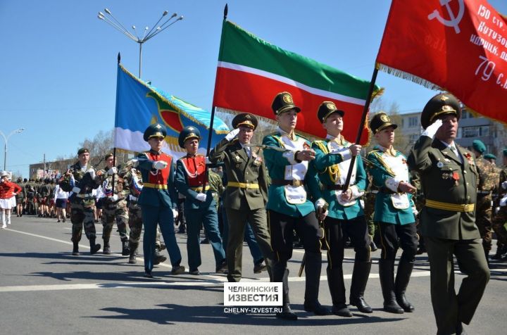 День Победы в Набережных Челнах: солдатская каша, «Бессмертный полк», салют