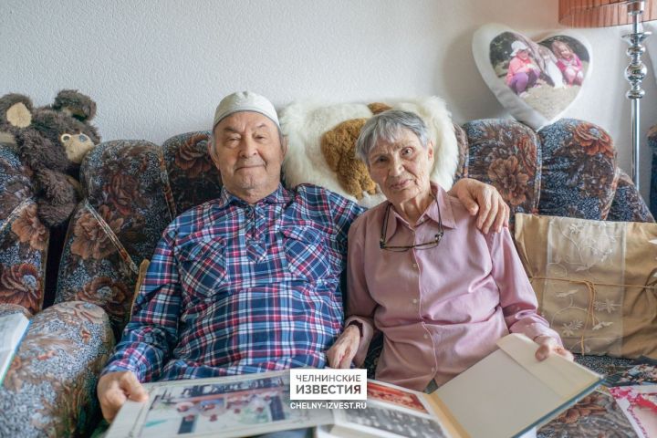 До сих пор целует руки: как прожить 70 лет в браке