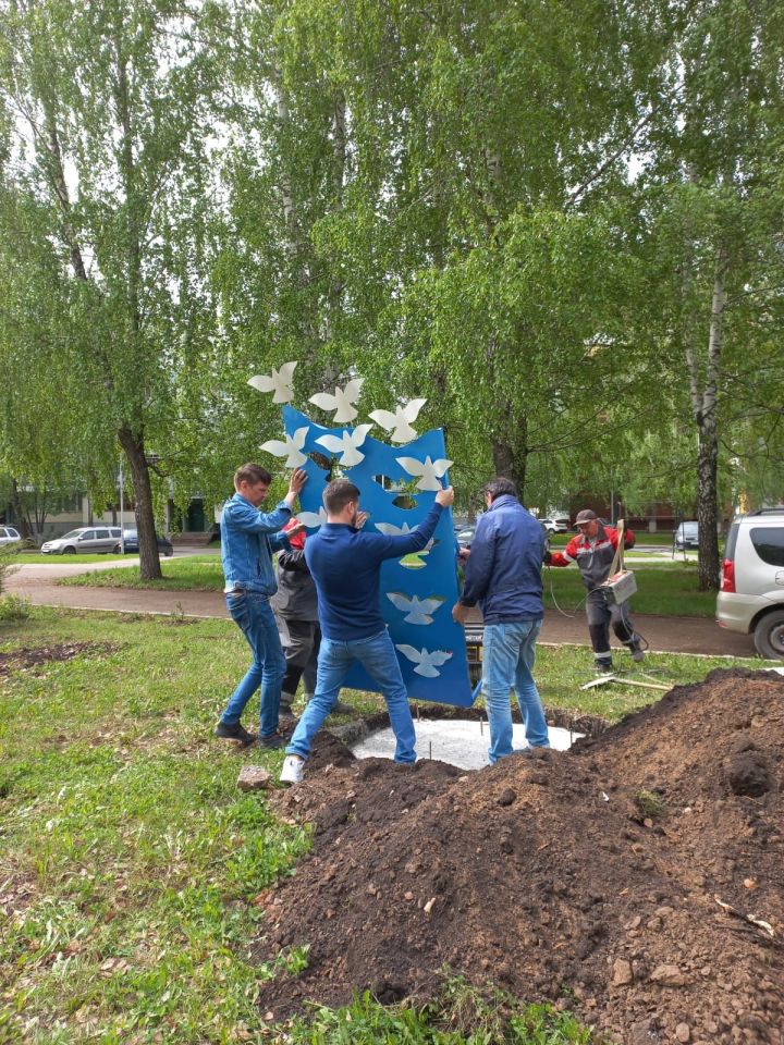 В Челнах торжественно откроют Сквер Лидеров, на который собрали миллион рублей