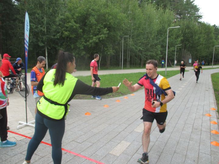 Олимпийцы, североходцы и скандинавы: в Челнах прошел забег без аутсайдера