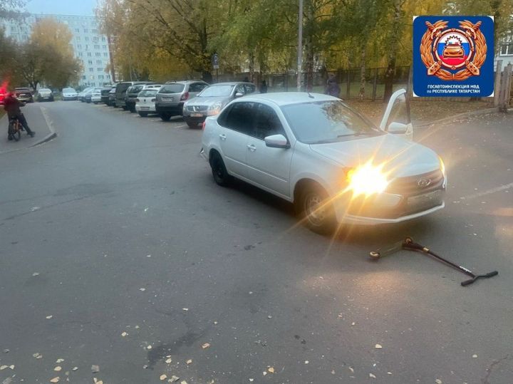 В Челнах 7-летний мальчик попал под машину В Челнах 7-летний мальчик попал под машину