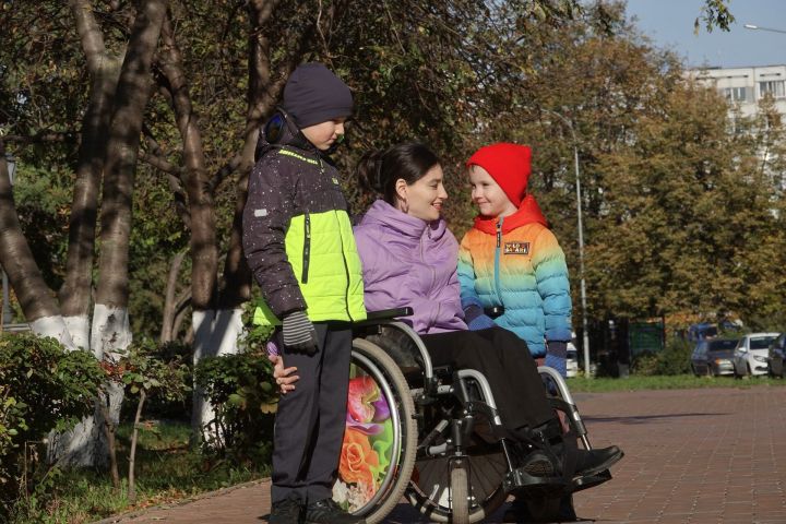 Челнинка с инвалидностью родила двух сыновей и пережила развод Челнинка с инвалидностью родила двух сыновей и пережила развод