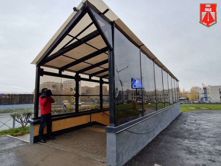 В Челнах малолетки повредили обшивку подземки