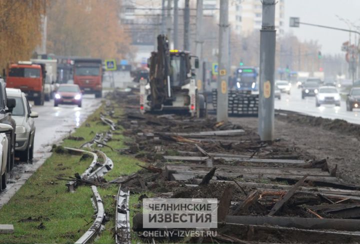 Фото: как в Челнах идет ремонт трамвайных путей