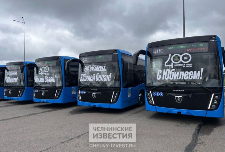 Стало известно, на какие маршруты поставят 30 прибывших в Челны автобусов