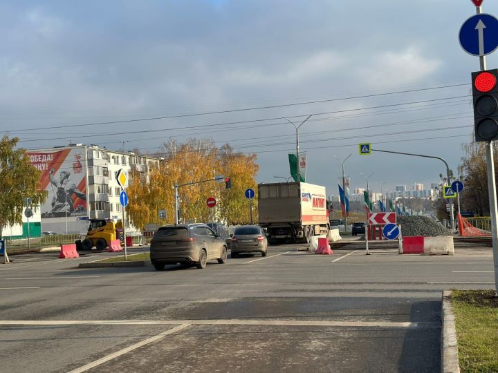 Дорожники завершили ремонт на трамвайном переезде на улице Батенчука