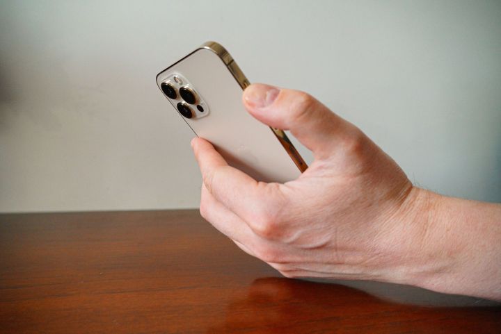 Челнинка за консультацию «юристу» передала свыше 1 млн рублей