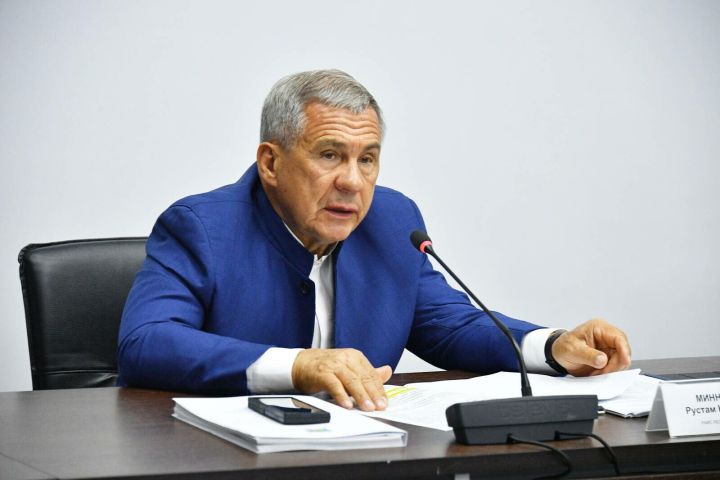 Против гололеда, пожаров и угарного газа: Минниханов утвердил план на зиму Против гололеда, пожаров и угарного газа: Минниханов утвердил план на зиму