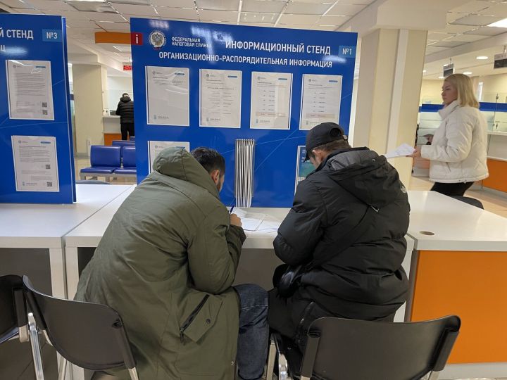 До 1 декабря челнинцы должны уплатить в бюджет 1,3 млрд рублей налогов