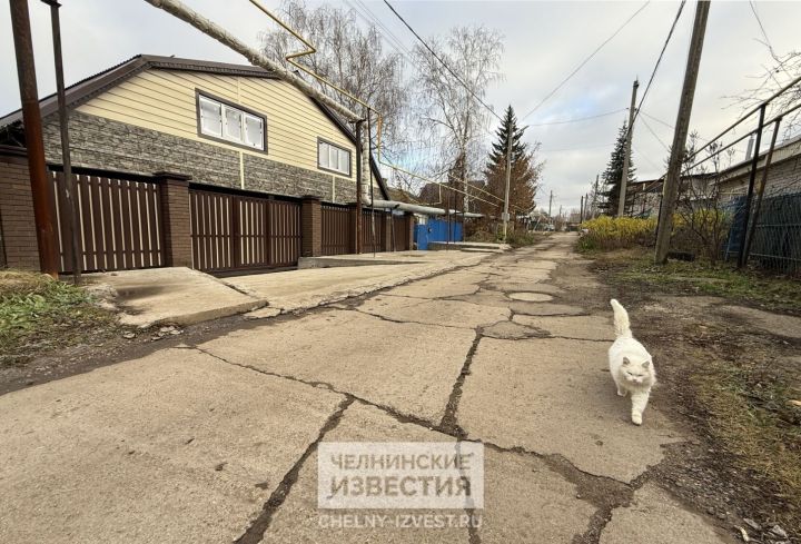 Скандальный дом Ларисы Козловой в поселке ЗЯБ построили, но не заселили