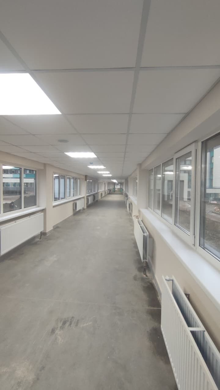 Из холодных коридоров в теплую галерею: в Челнах завершается ремонт инфекционки