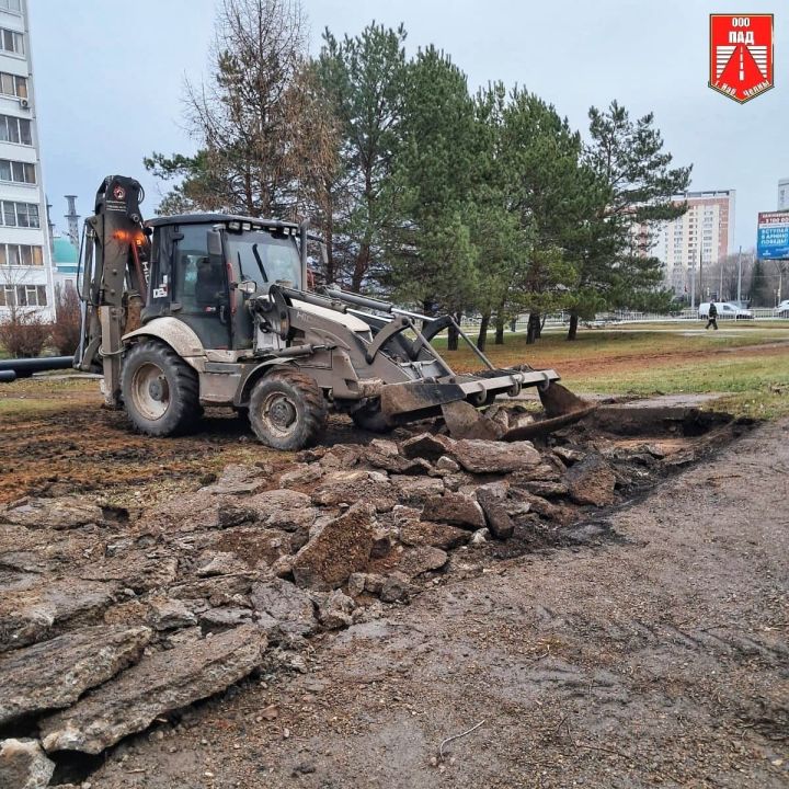 В Челнах на месте снесенной торговой точки посеют газон