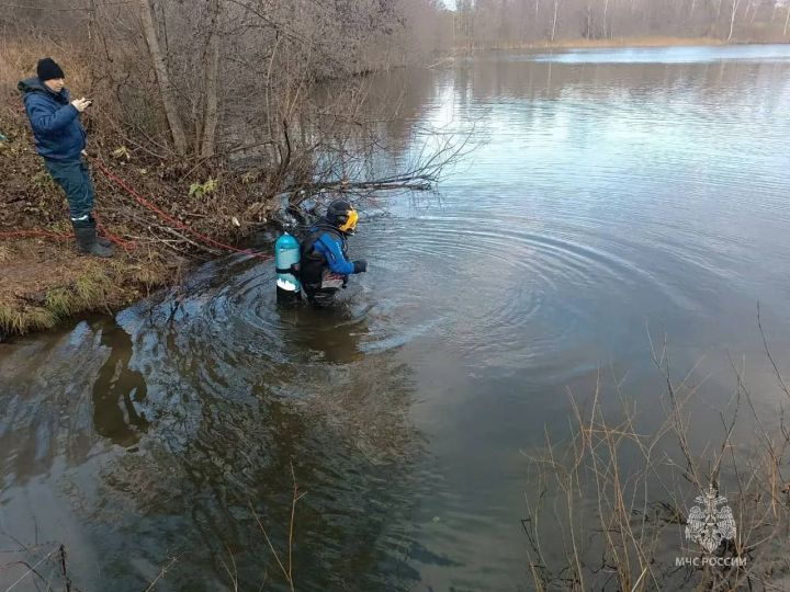 Водолазы Челнов ищут пропавшего 52-летнего рыбака