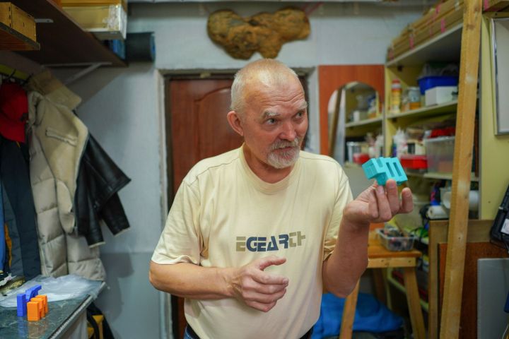 От ошибки к мировому признанию: как челнинский художник создал 600 головоломок