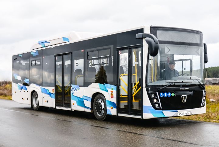 Знак качества: пригородный автобус НЕФАЗ вошел в топ-100 товаров страны