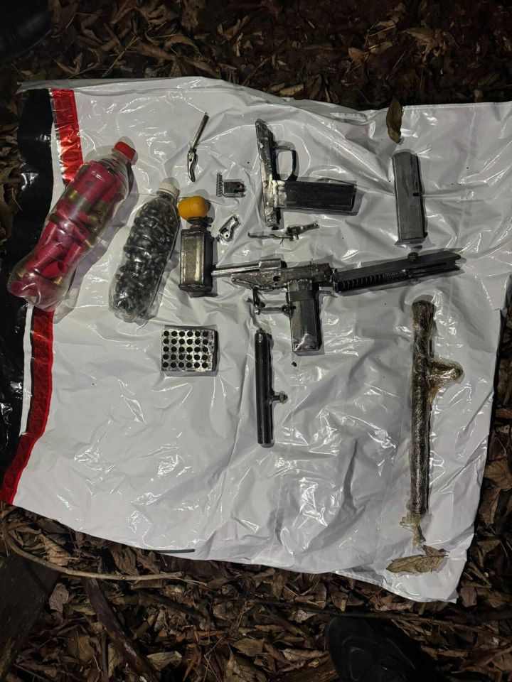 У челнинца изъяли самодельный пистолет-пулемет и взрывчатые вещества