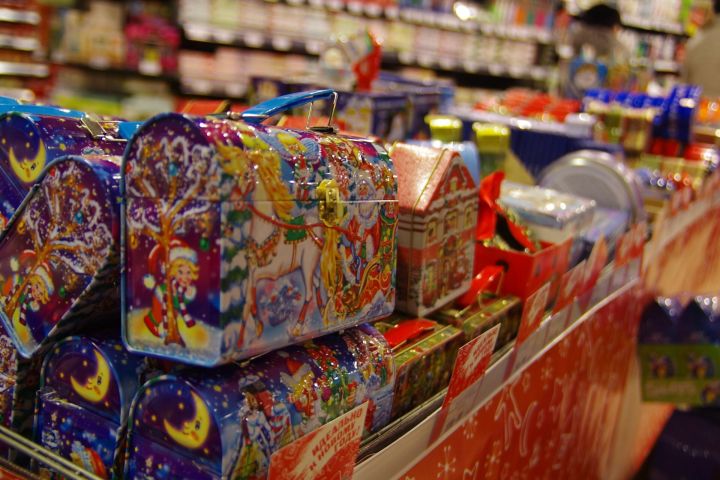 Более 23 тысяч детей в Челнах получат новогодние подарки