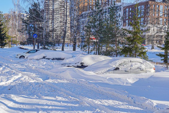Морозы в Татарстане оставляют автомобилистов без аккумуляторов