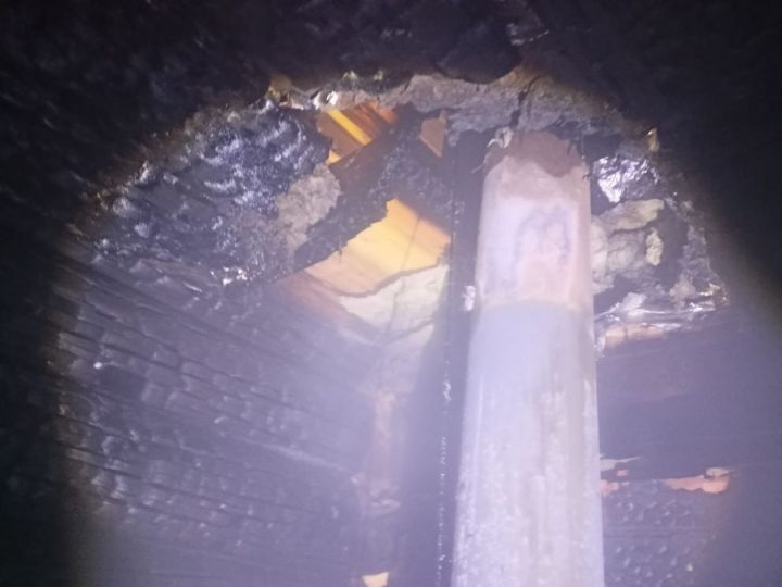 В Тукаевском районе Татарстана сгорела новая баня