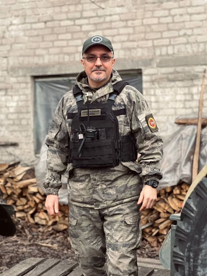 Бывший попрошайка пришел в «Приют человека» – но уже дворником и с документами