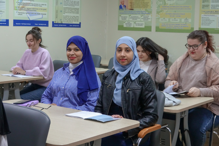 НГПУ принял алжирцев: студенты Орана о Челнах и местной культуре