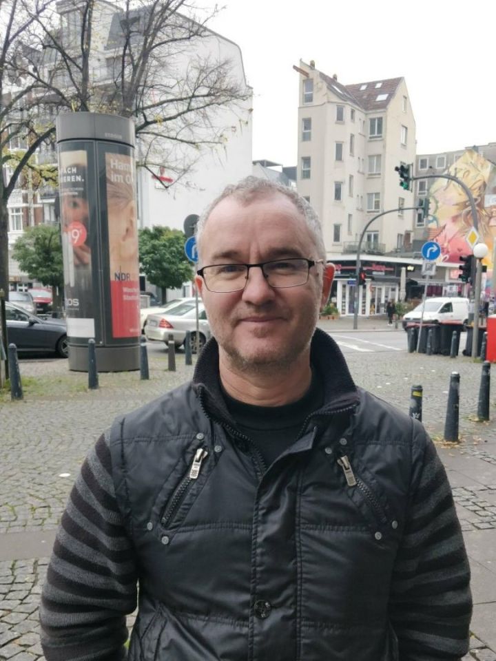 Айрат Тагиров подарил подписку на «Челнинские известия» педагогам «Асылташа»