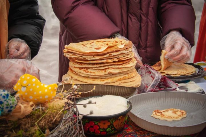 Фестиваль «Ялкыш» в Челнах: игры на катке, квесты и самый большой блин