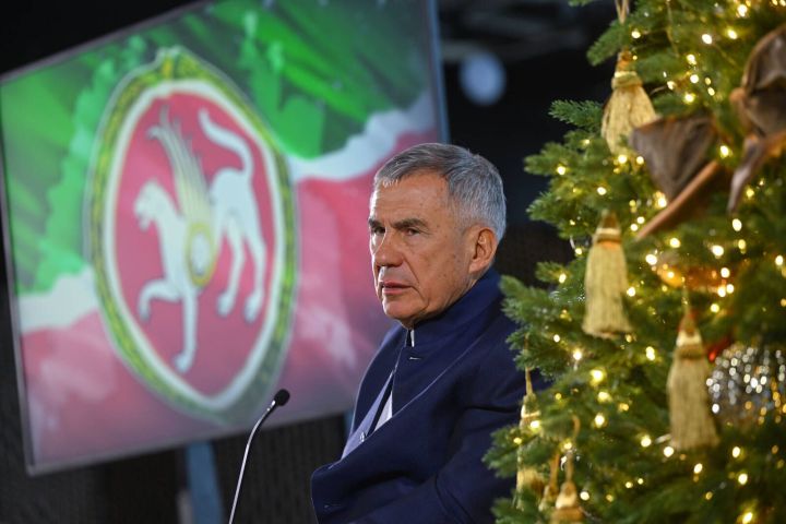 Минниханов поручил обеспечить безопасность во время новогодних праздников