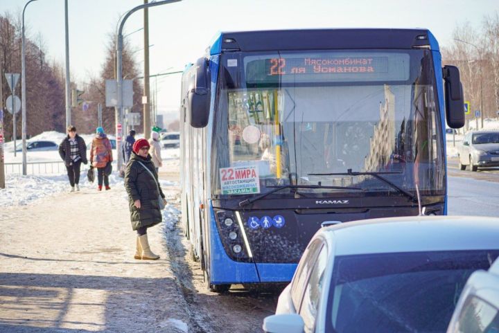 В Челнах за год автобусы и трамваи перевезли более 45 млн пассажиров