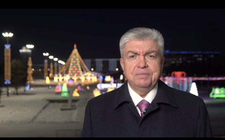 Наиль Магдеев пожелал челнинцам благополучия и процветания в Новом году