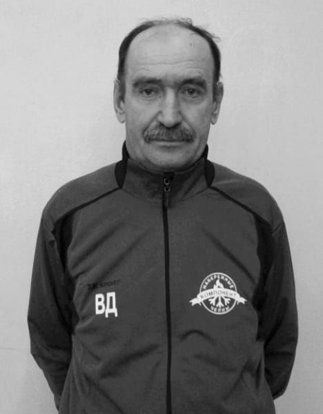 «Он был легендой хоккея»: в Челнах скончался тренер Виктор Дюжиков