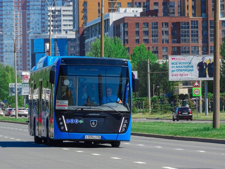 В Челнах подсчитали пассажиров, перевезенных 9 Мая в автобусах и трамваях В Челнах подсчитали пассажиров, перевезенных 9 Мая в автобусах и трамваях