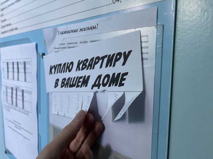 Кто в продавцы, кто в заправщицы: риелторы в Челнах массово ищут подработку Кто в продавцы, кто в заправщицы: риелторы в Челнах массово ищут подработку