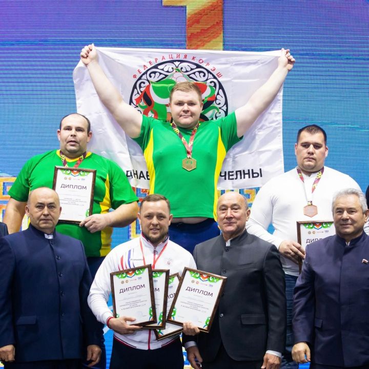 Батыр Сабантуя Ранис Гилязетдинов после операции вновь готовится выйти на ковер Батыр Сабантуя Ранис Гилязетдинов после операции вновь готовится выйти на ковер