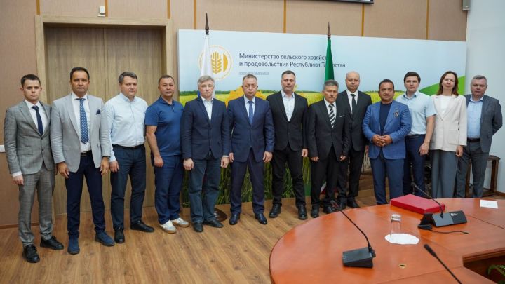 Татарстан и Турция обсудили перспективы строительства семенного завода Татарстан и Турция обсудили перспективы строительства семенного завода