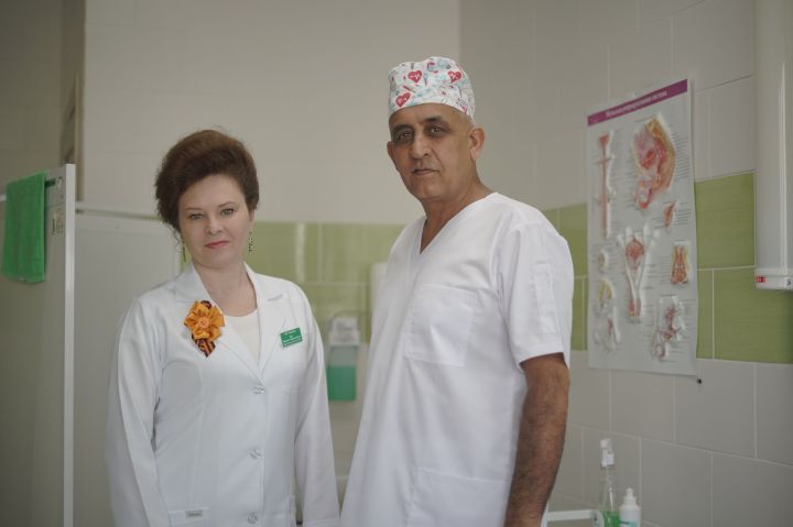 «Он из Пакистана, она из Татарстана»: семья Хан рассказала о секретах личного бюджета