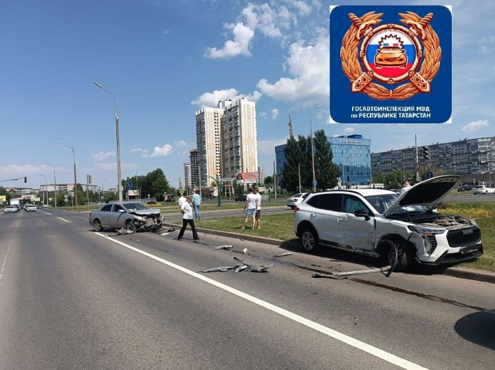 В Челнах автоледи попала в больницу после ДТП