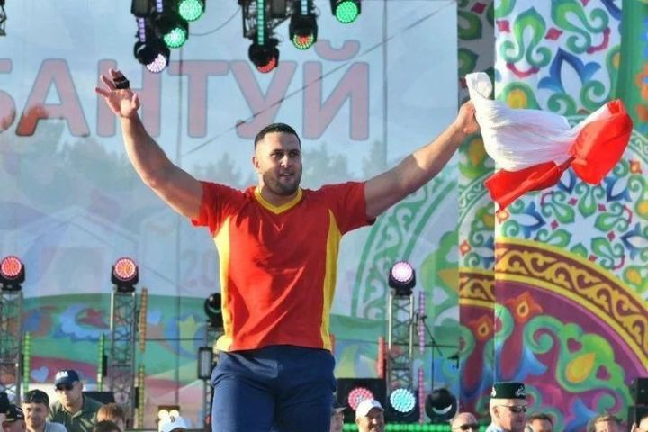 Возвращение после травмы: батыр Эльдар Хамитов готовится к новым соревнованиям Возвращение после травмы: батыр Эльдар Хамитов готовится к новым соревнованиям